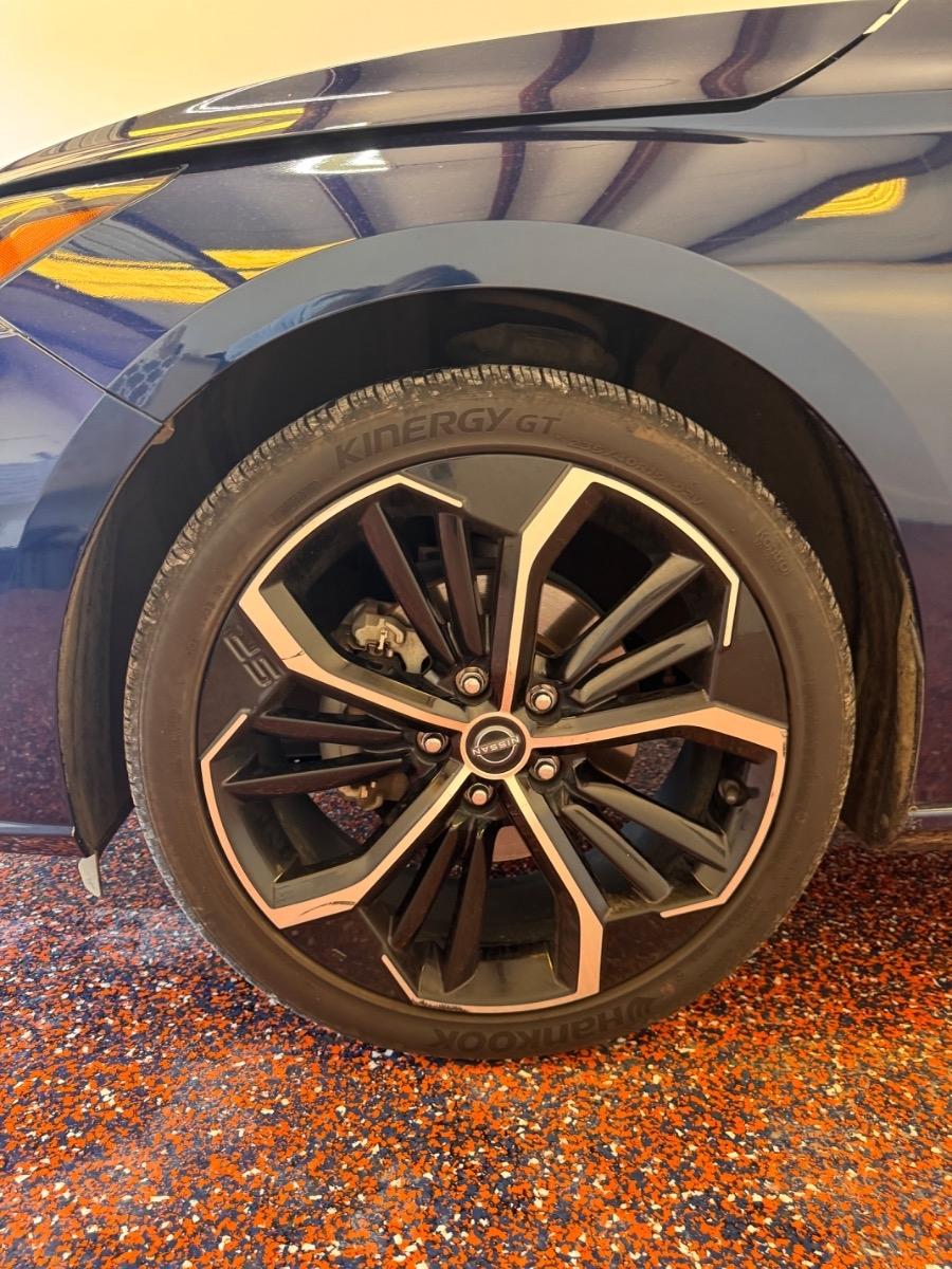 Nissan Altima 2.5 SR Sedan 2023