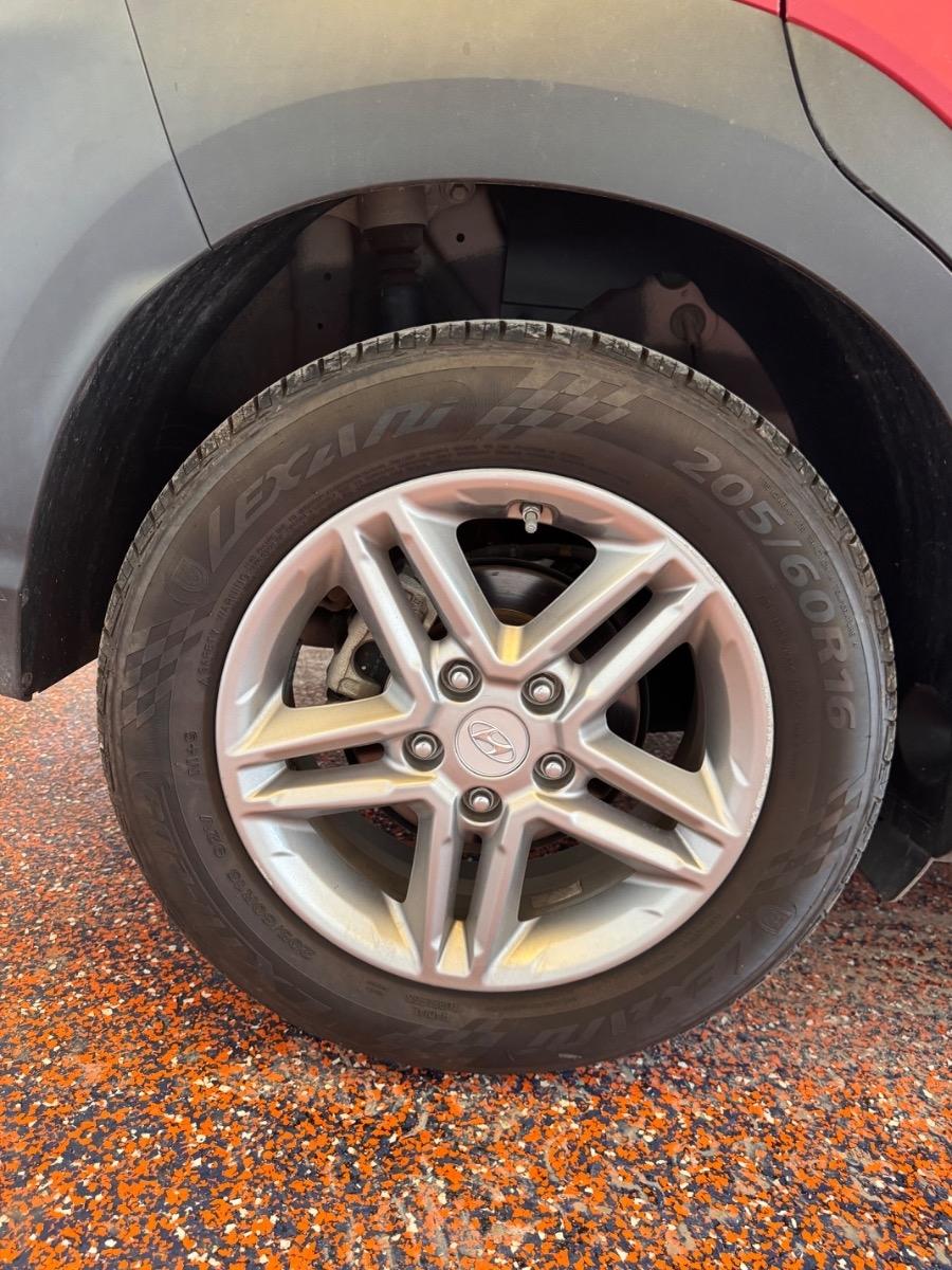 Hyundai Kona SE Auto FWD 2021