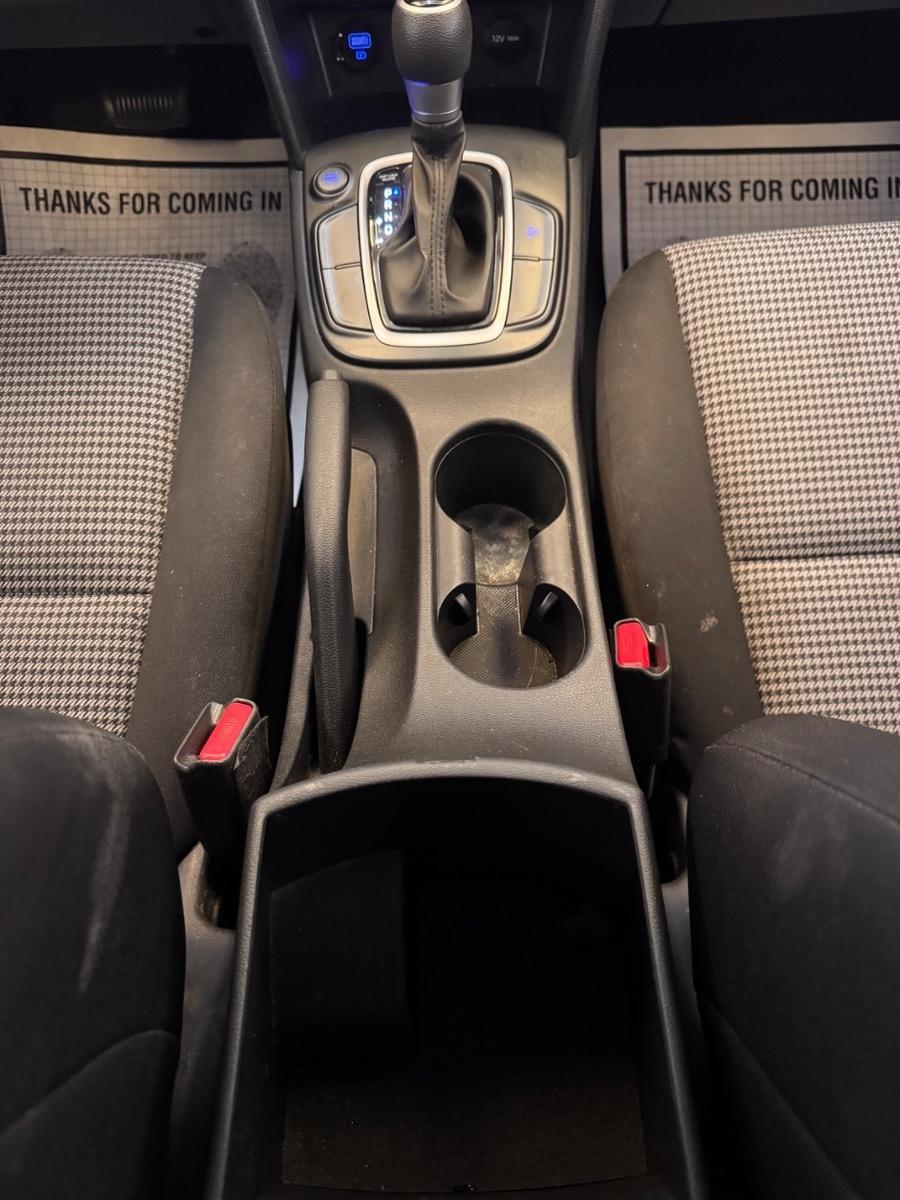 Hyundai Kona SE Auto FWD 2021
