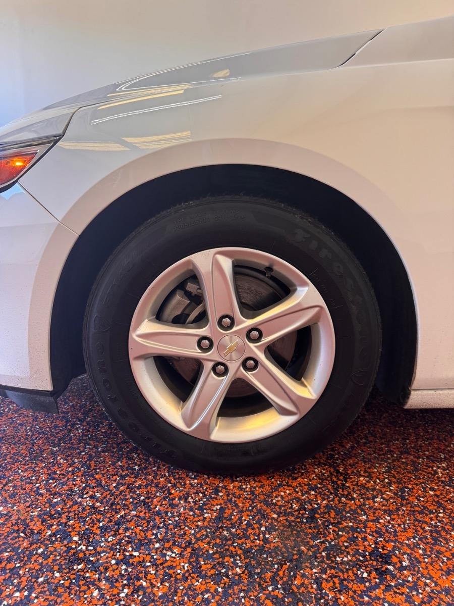 Chevrolet Malibu 4dr Sdn LS w/1LS 2021