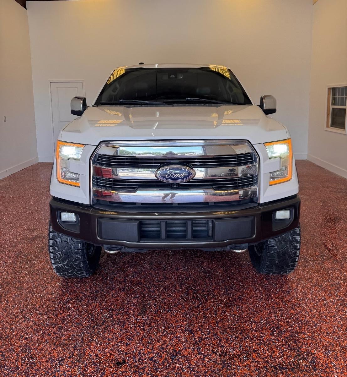 Ford F-150 4WD SuperCrew 145" XLT 2016