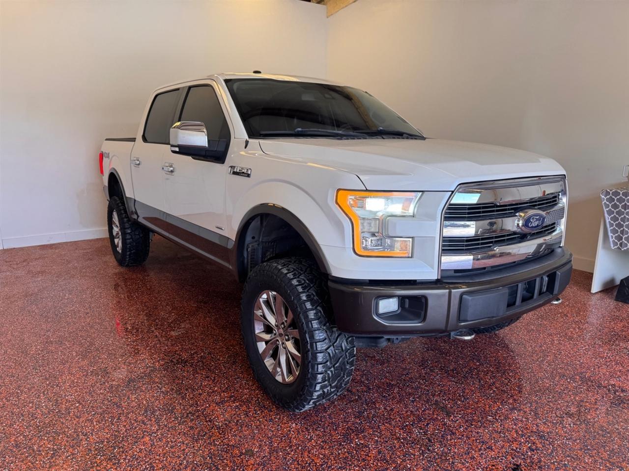 Ford F-150 4WD SuperCrew 145" XLT 2016