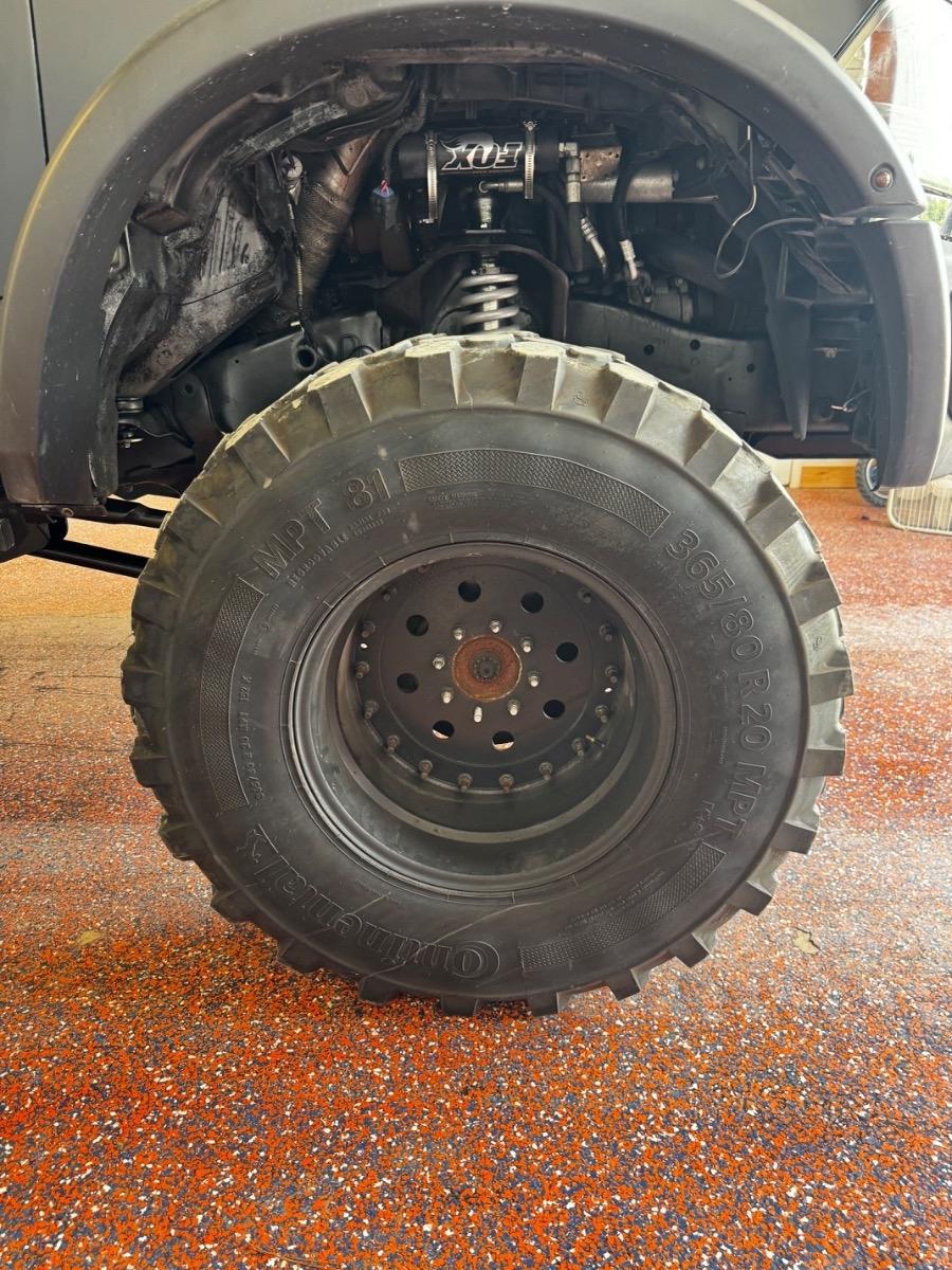 RAM 2500 4WD Mega Cab 160.5" SLT 2012