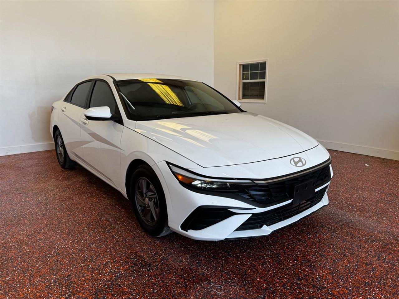 Hyundai Elantra SE IVT 2025