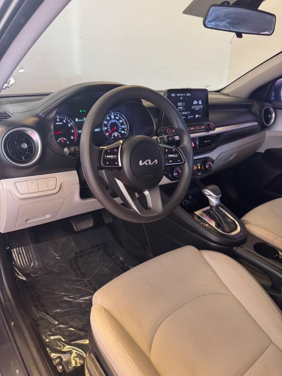 Kia Forte LXS IVT 2022
