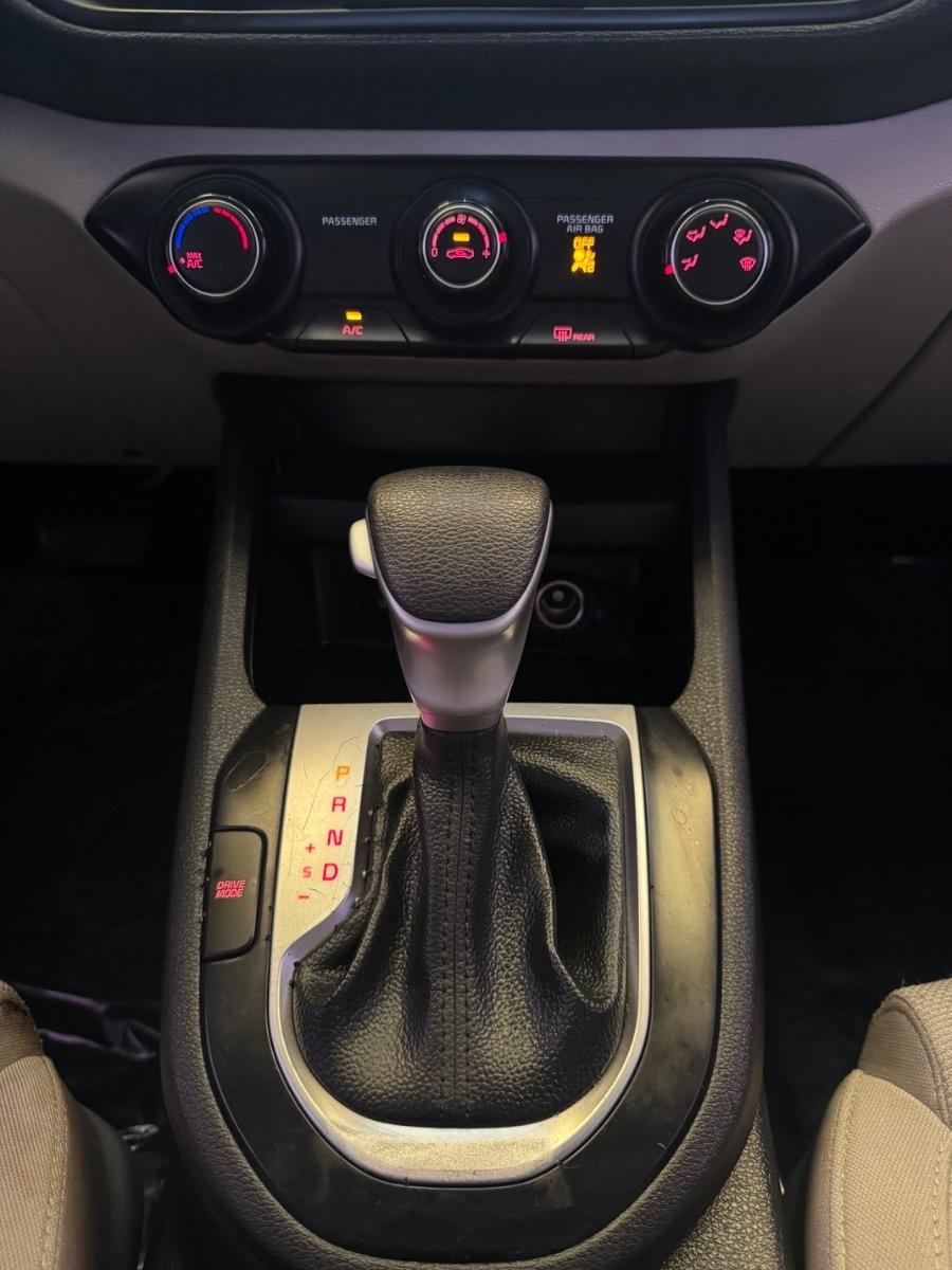 Kia Forte LXS IVT 2022