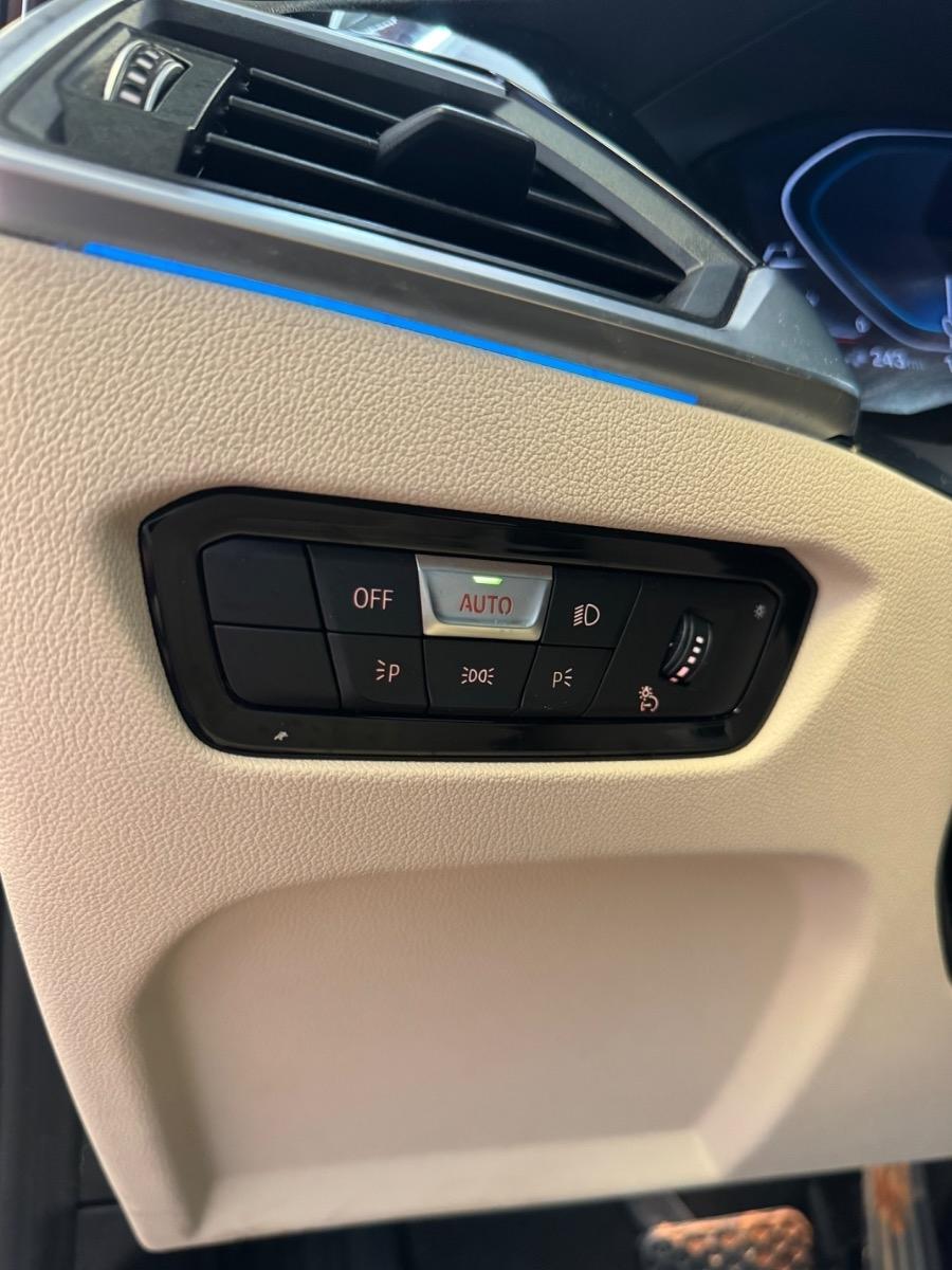BMW 3 Series 330e Plug-In Hybrid North America 2022