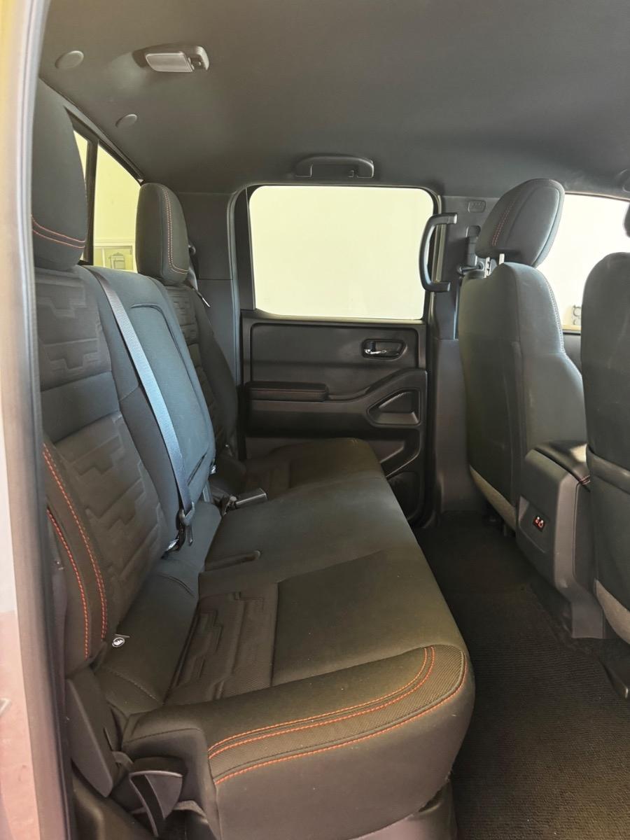 Nissan Frontier Crew Cab 4x4 PRO-4X 2025