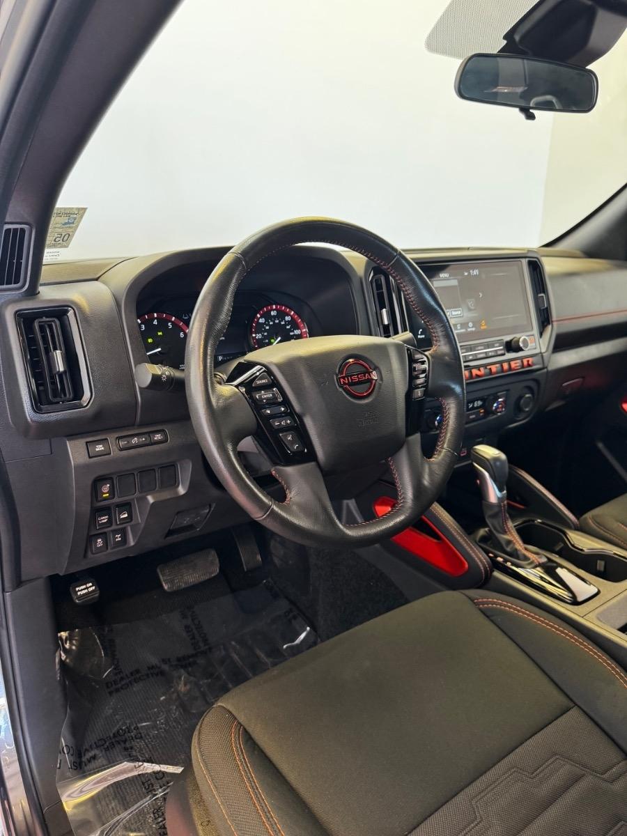 Nissan Frontier Crew Cab 4x4 PRO-4X 2025