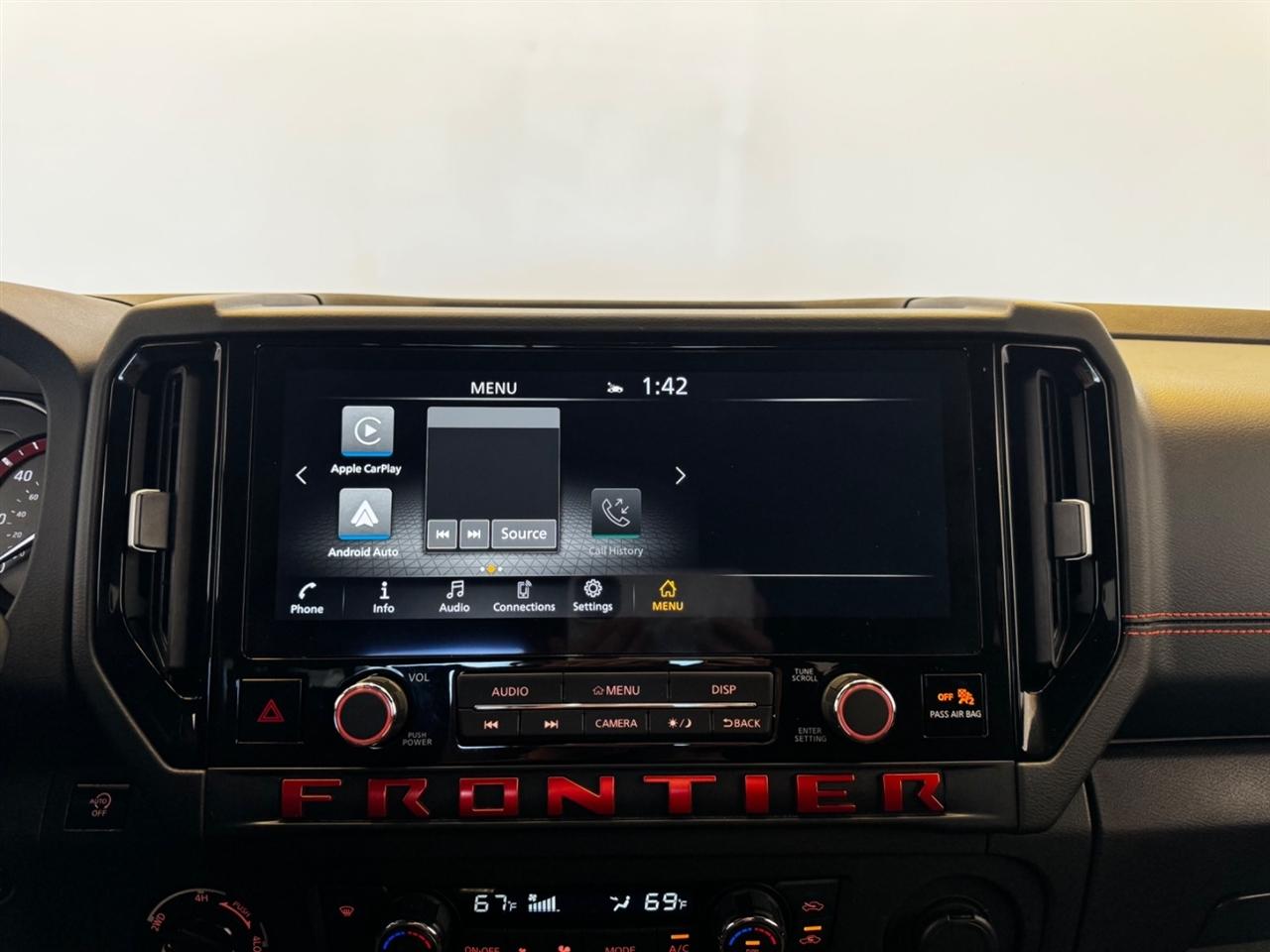 Nissan Frontier Crew Cab 4x4 PRO-4X 2025