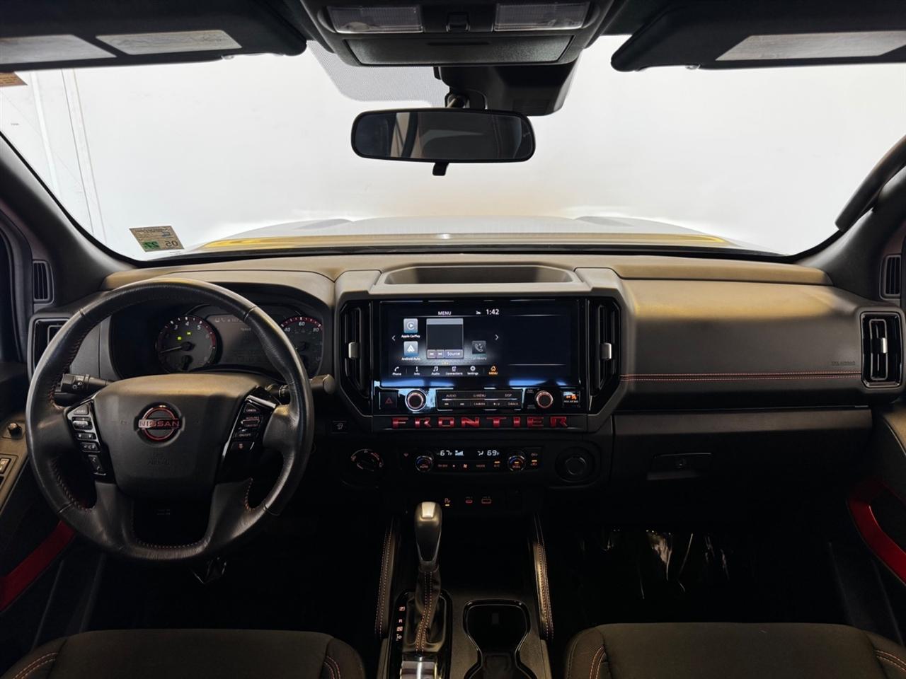 Nissan Frontier Crew Cab 4x4 PRO-4X 2025