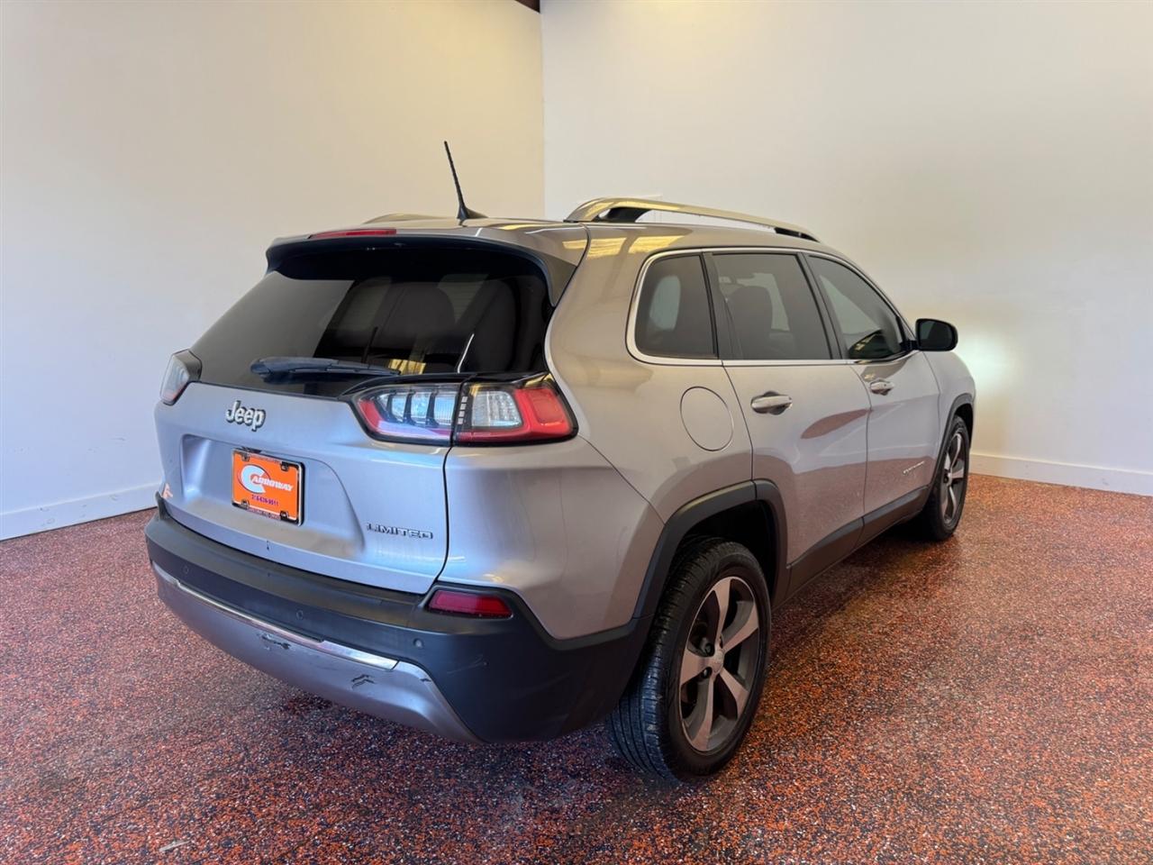 Jeep Cherokee Limited FWD 2019