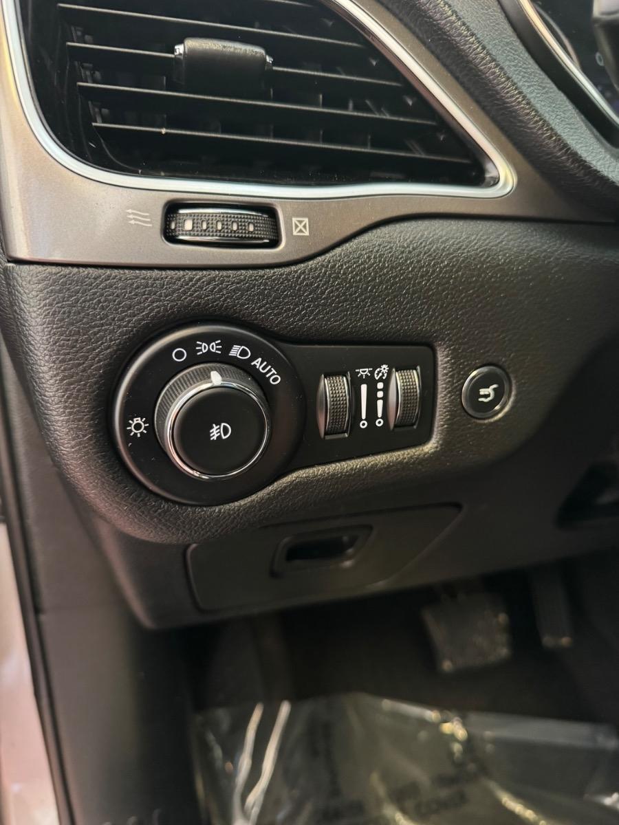 Jeep Cherokee Limited FWD 2019