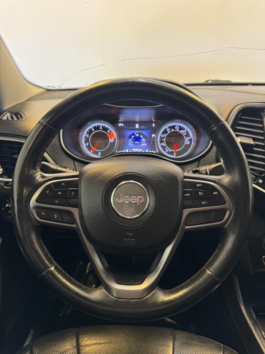 Jeep Cherokee Limited FWD 2019