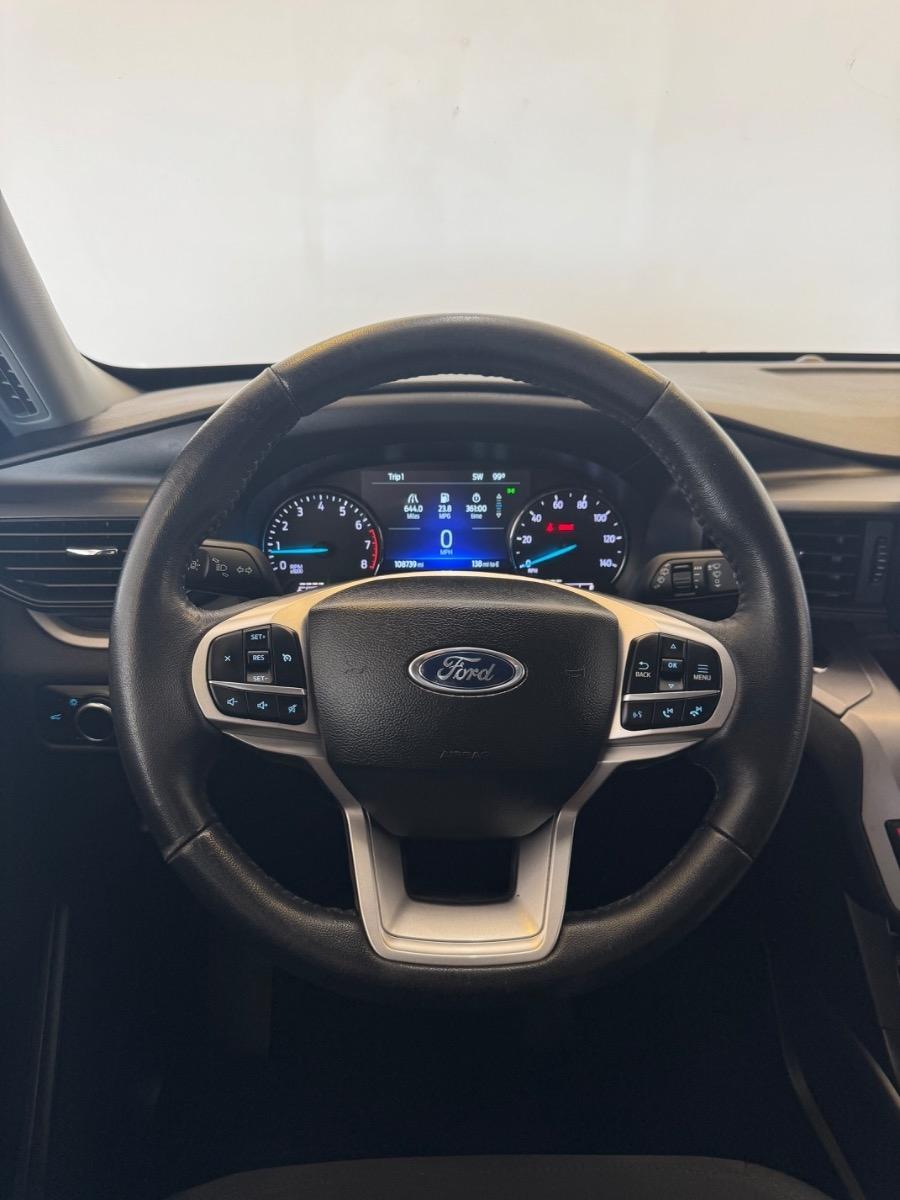 Ford Explorer XLT 4WD 2023