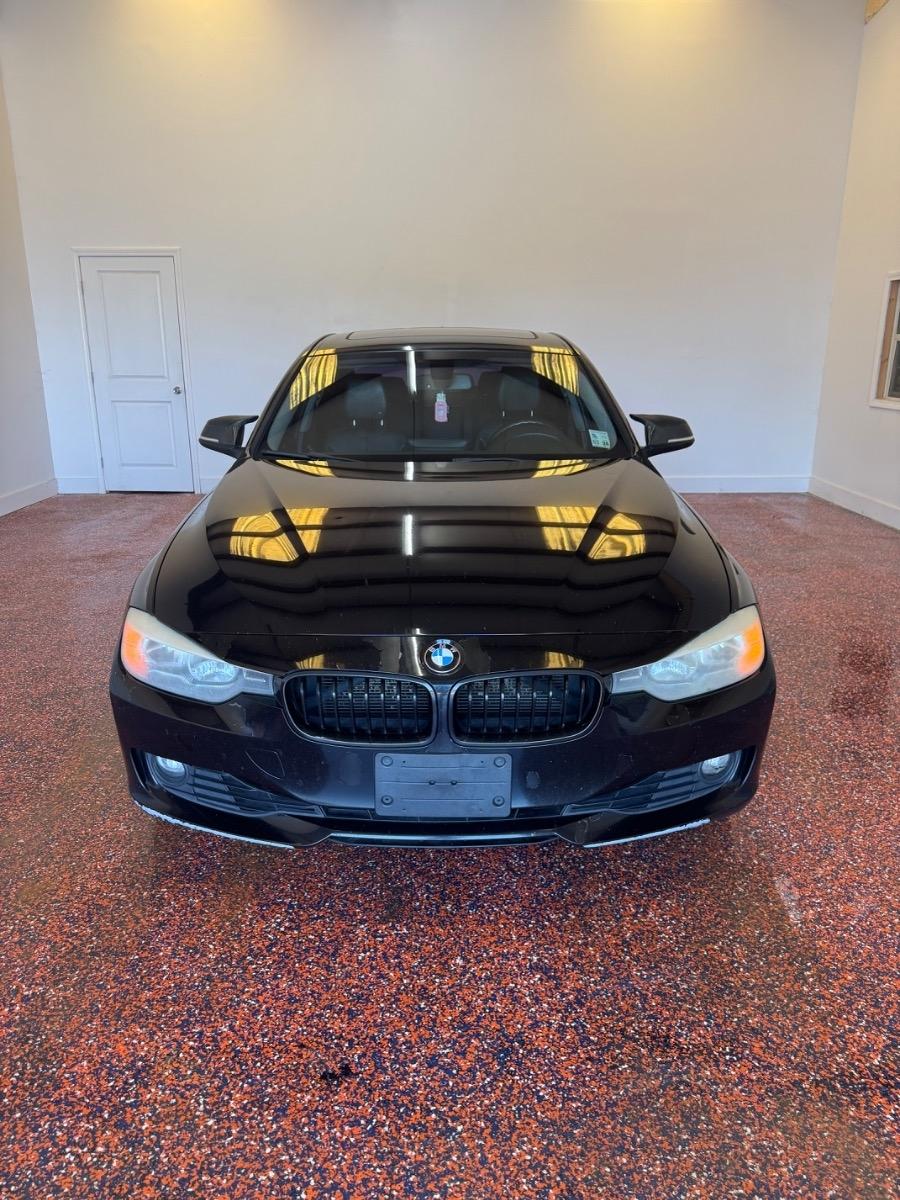 BMW 3 Series 4dr Sdn 328i RWD SULEV 2013