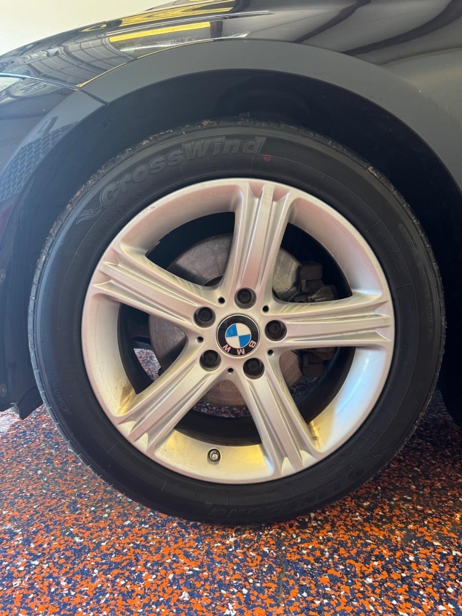 BMW 3 Series 4dr Sdn 328i RWD SULEV 2013