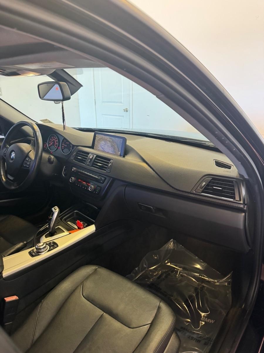 BMW 3 Series 4dr Sdn 328i RWD SULEV 2013