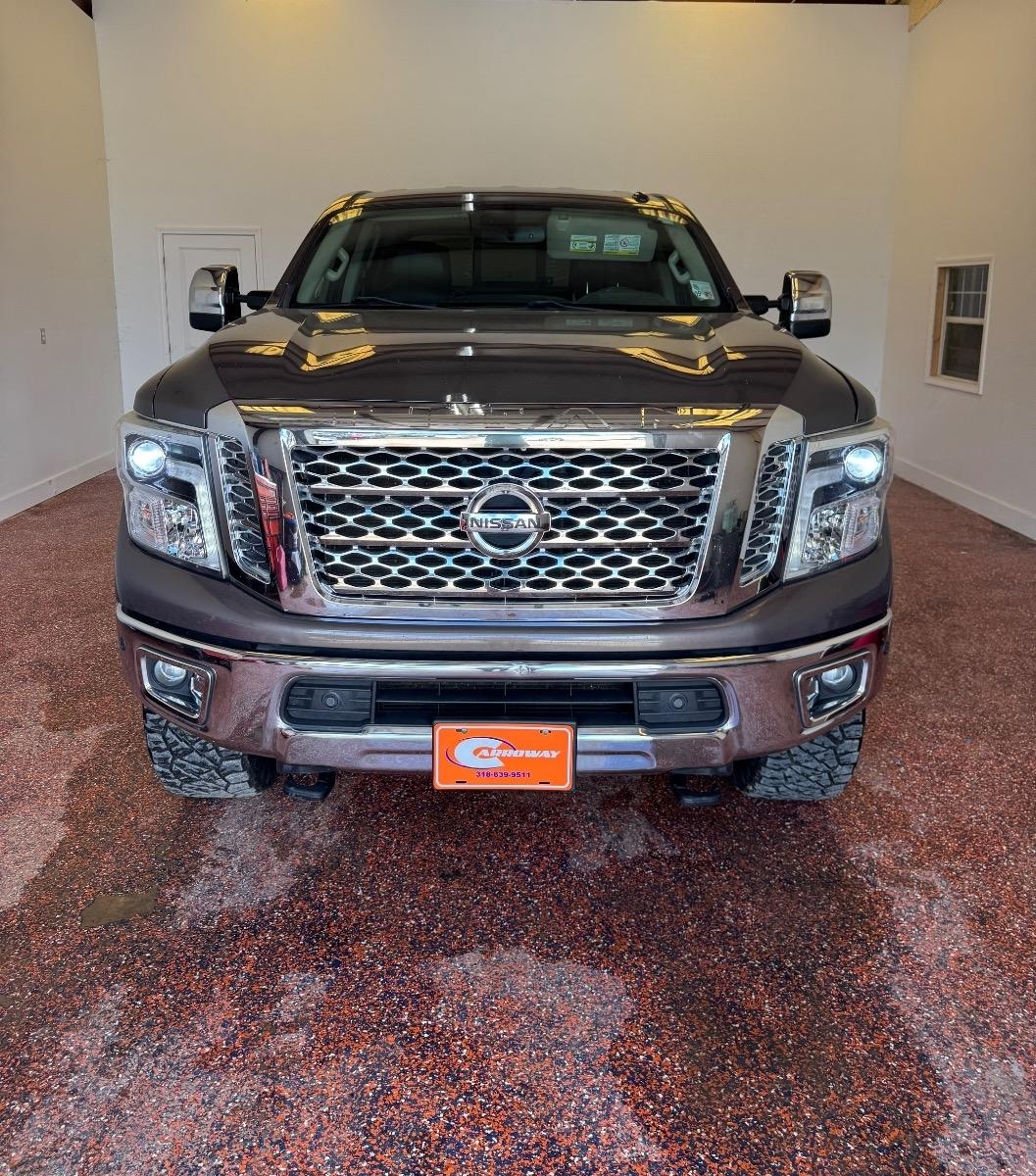 Nissan Titan XD 4x4 Diesel Crew Cab SL 2018
