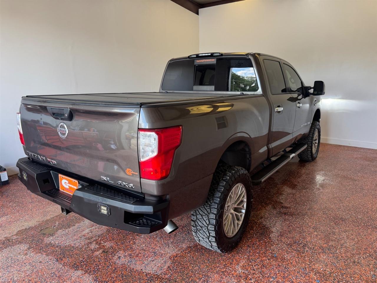 Nissan Titan XD 4x4 Diesel Crew Cab SL 2018