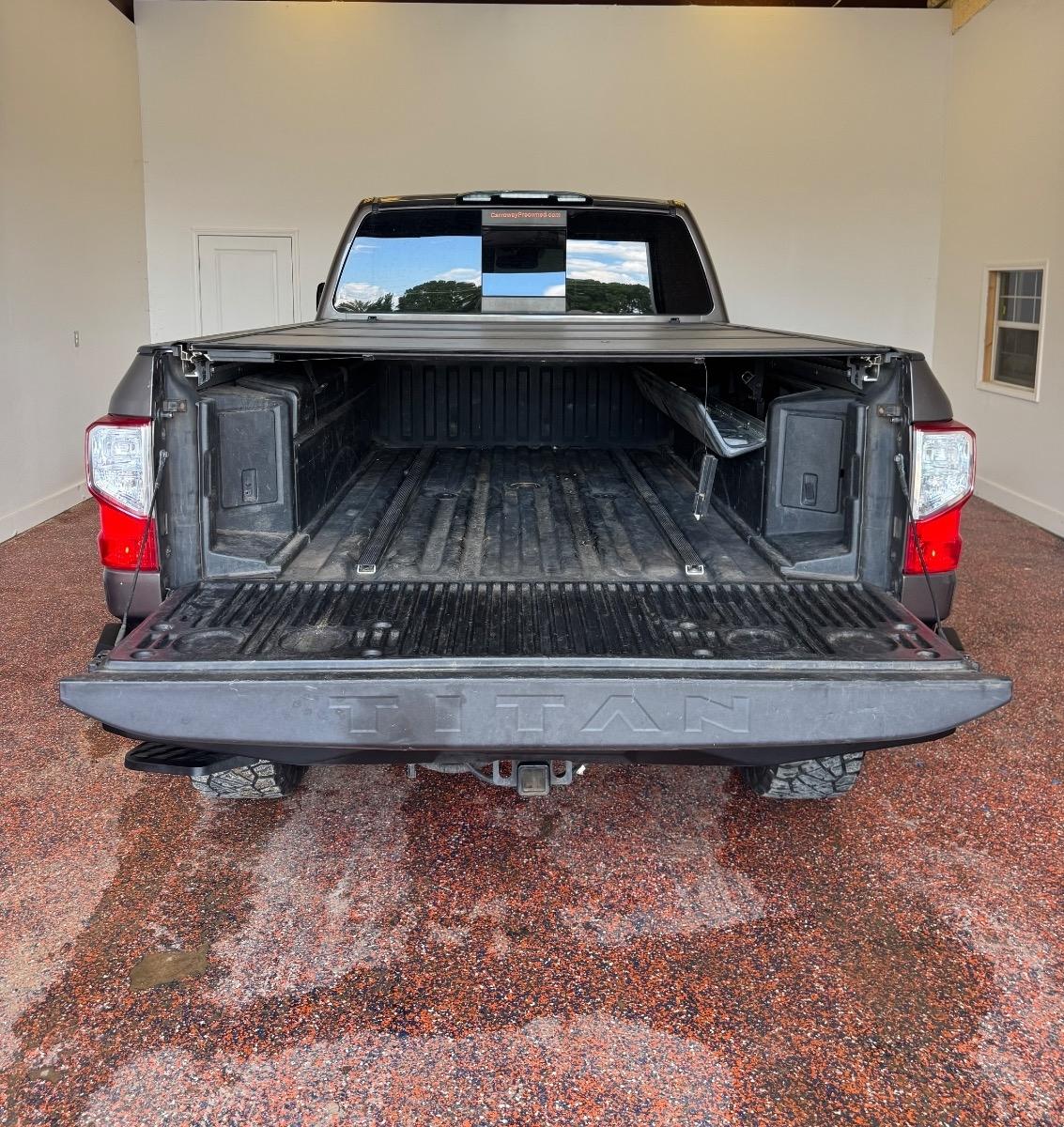 Nissan Titan XD 4x4 Diesel Crew Cab SL 2018