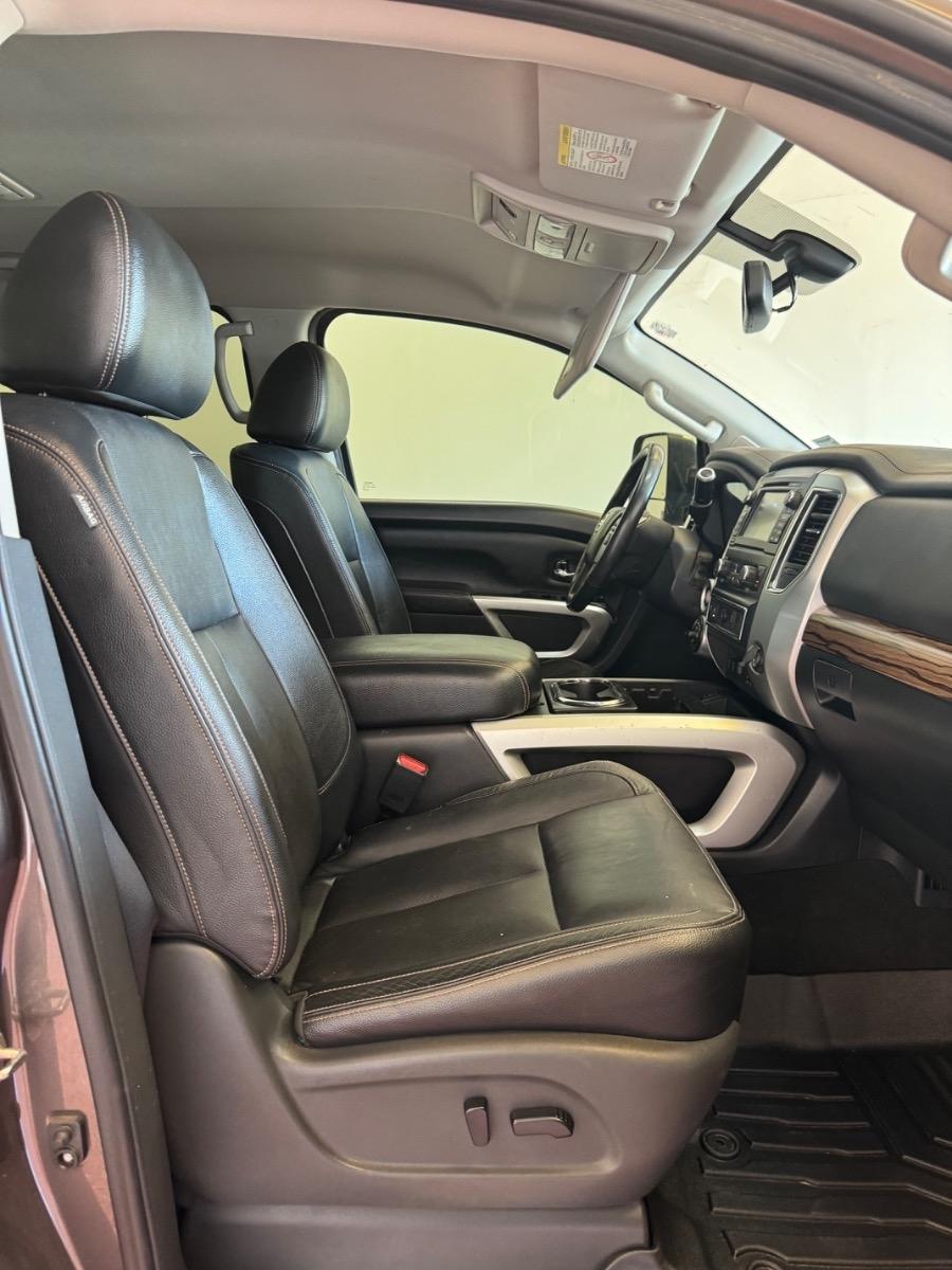 Nissan Titan XD 4x4 Diesel Crew Cab SL 2018
