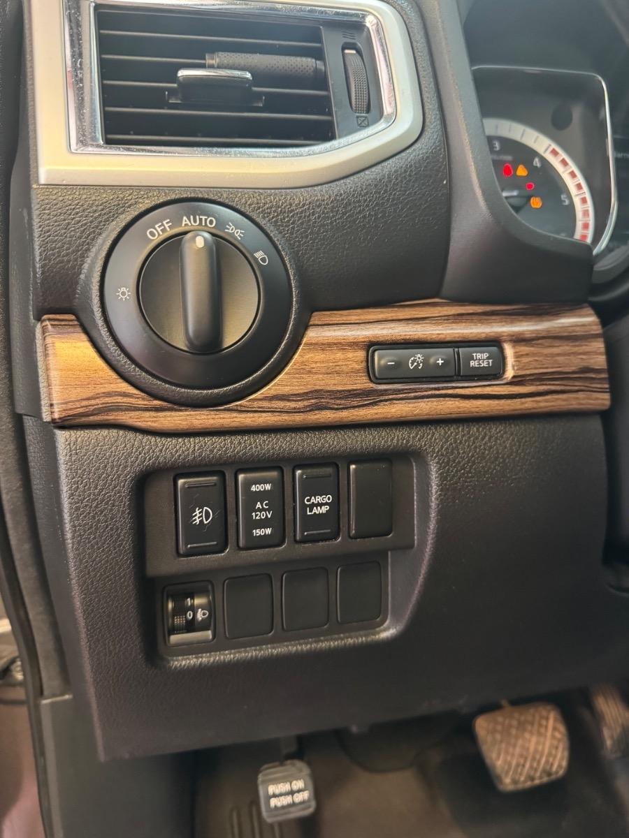 Nissan Titan XD 4x4 Diesel Crew Cab SL 2018