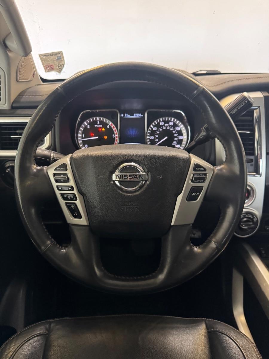 Nissan Titan XD 4x4 Diesel Crew Cab SL 2018