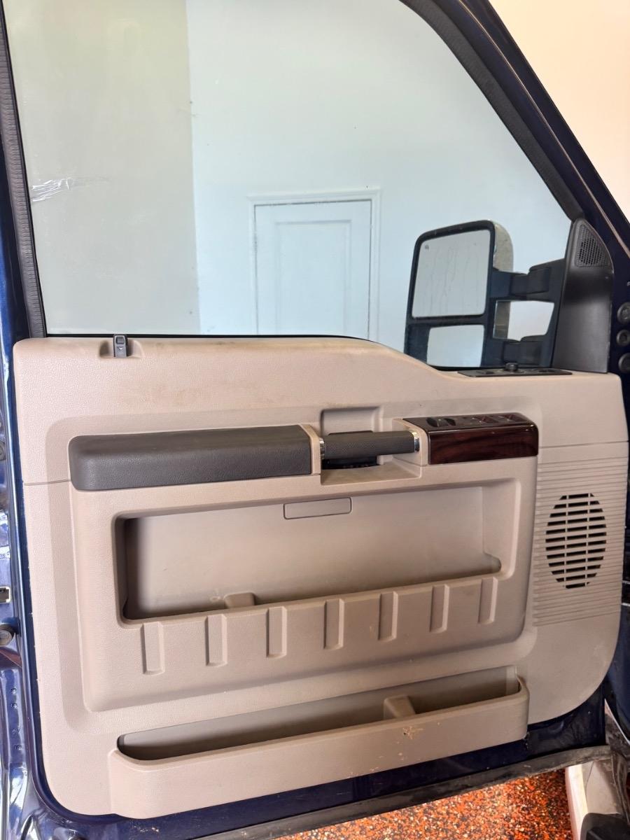Ford Super Duty F-250 SRW 4WD Crew Cab 156" XL 2008