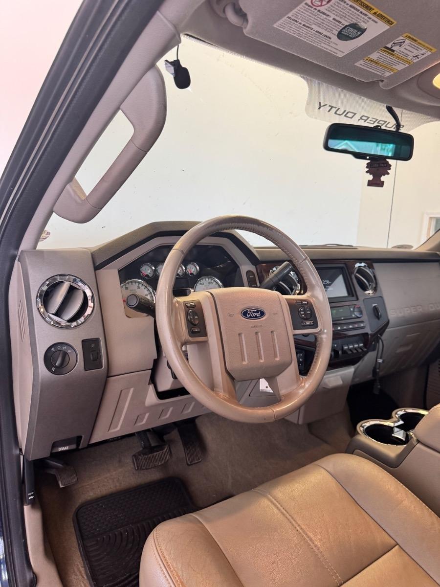 Ford Super Duty F-250 SRW 4WD Crew Cab 156" XL 2008