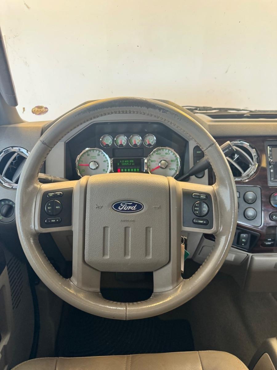 Ford Super Duty F-250 SRW 4WD Crew Cab 156" XL 2008