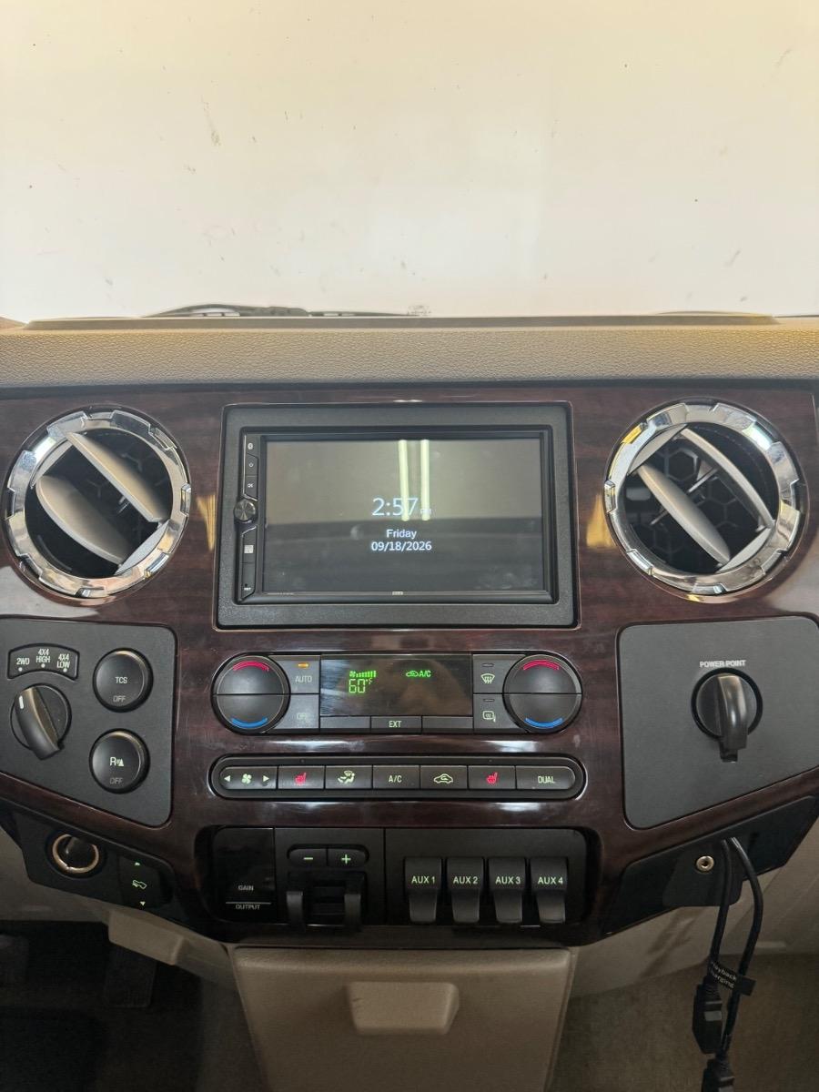 Ford Super Duty F-250 SRW 4WD Crew Cab 156" XL 2008