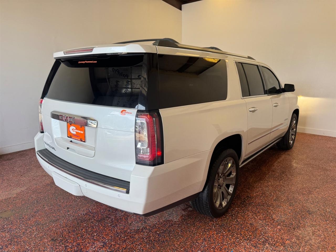 GMC Yukon XL 4WD 4dr Denali 2016