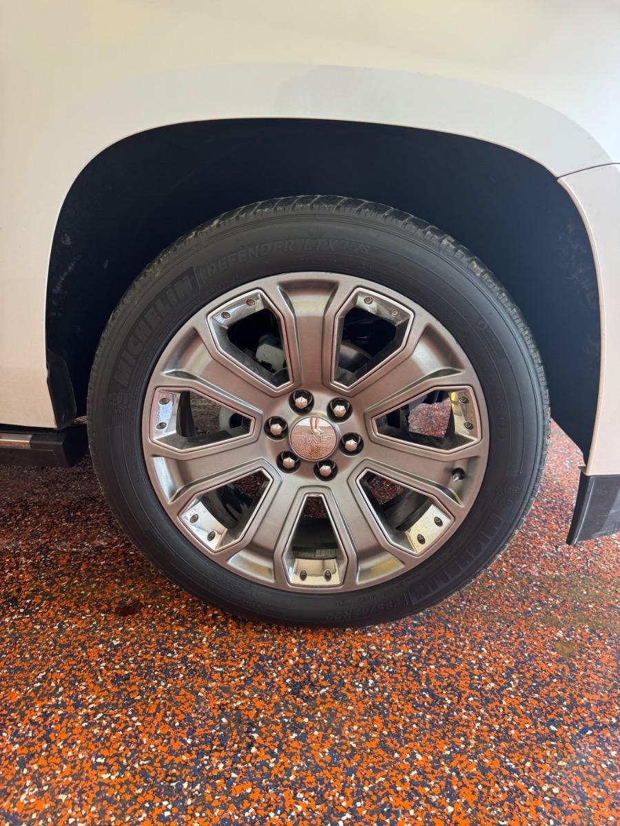 GMC Yukon XL 4WD 4dr Denali 2016