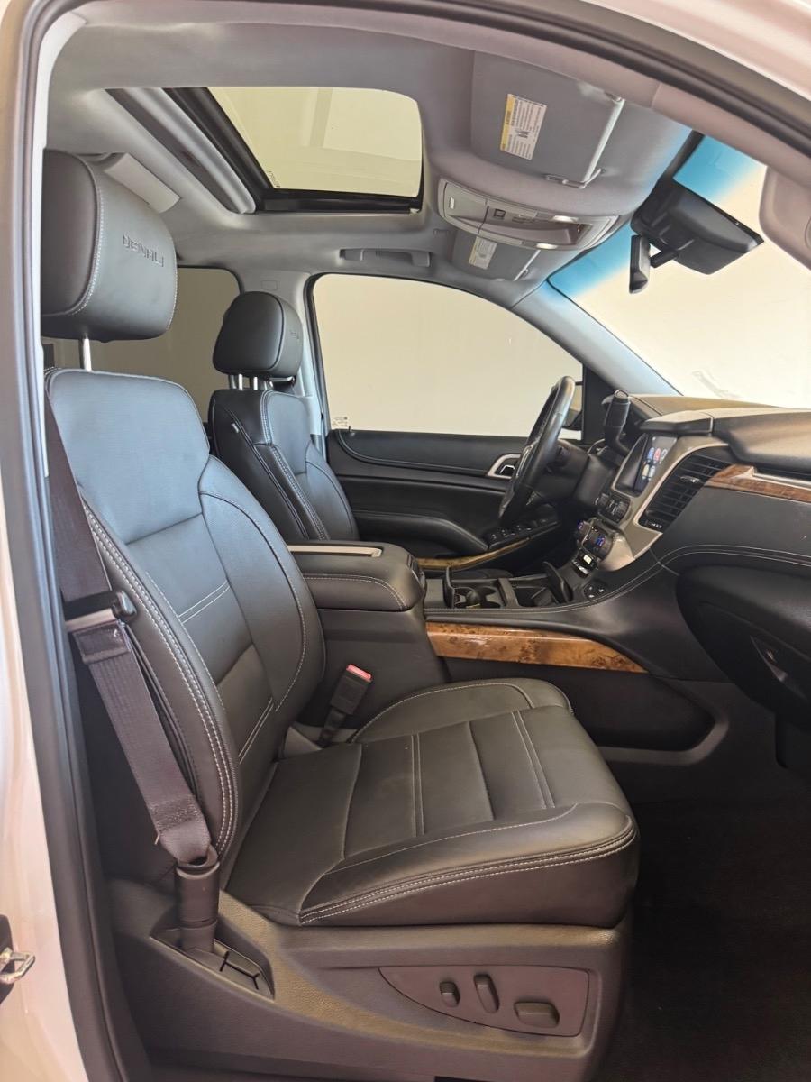 GMC Yukon XL 4WD 4dr Denali 2016