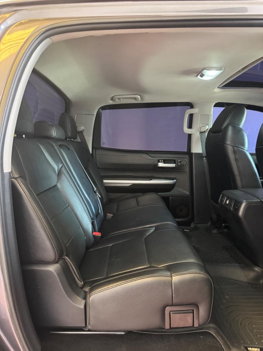 Toyota Tundra 4WD Limited CrewMax 5.5' Bed 5.7L FFV (Natl) 2017