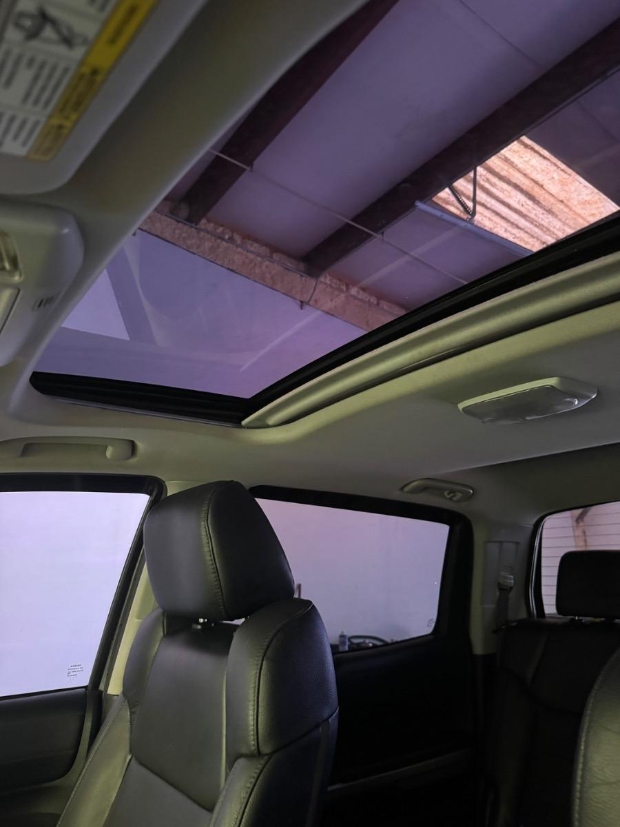 Toyota Tundra 4WD Limited CrewMax 5.5' Bed 5.7L FFV (Natl) 2017