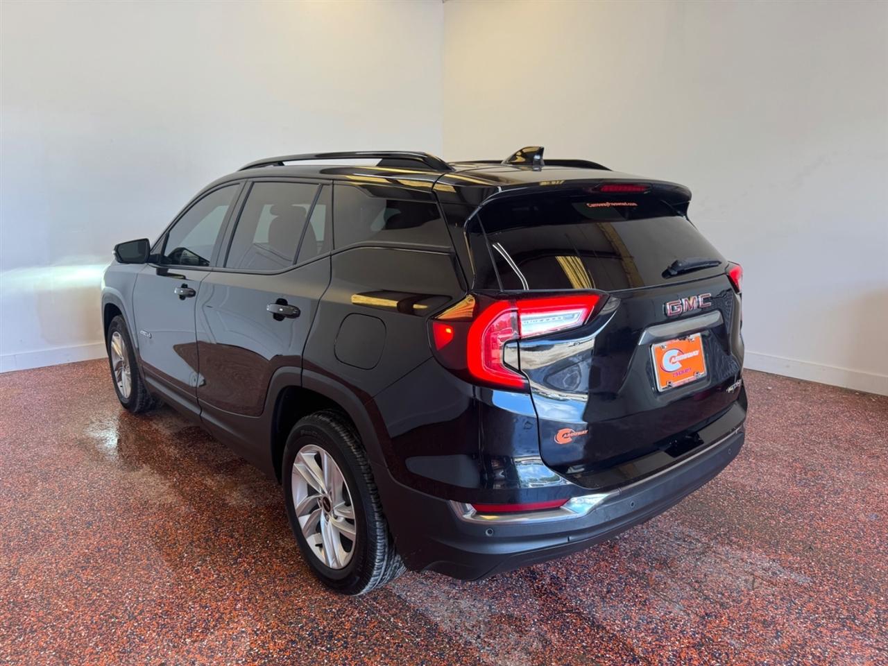 GMC Terrain AWD 4dr AT4 2022