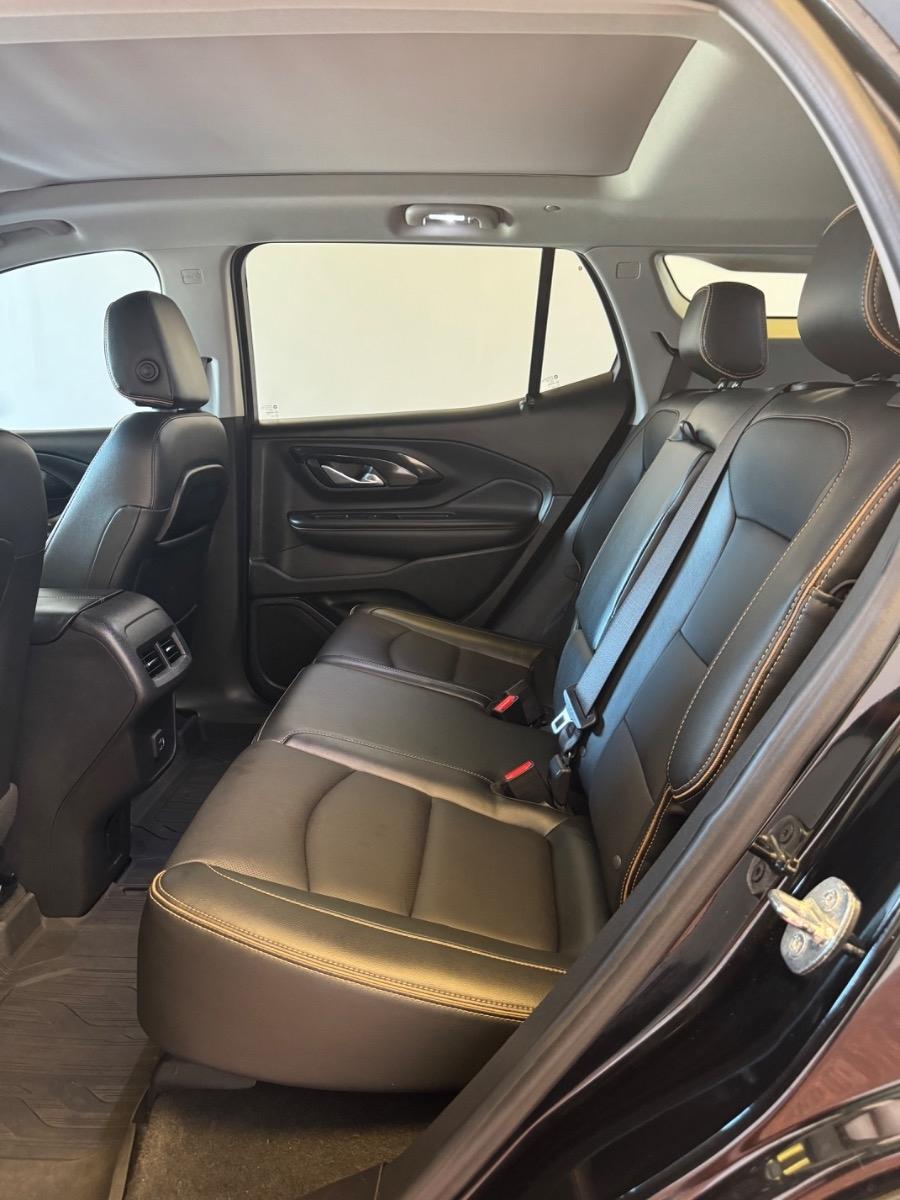 GMC Terrain AWD 4dr AT4 2022