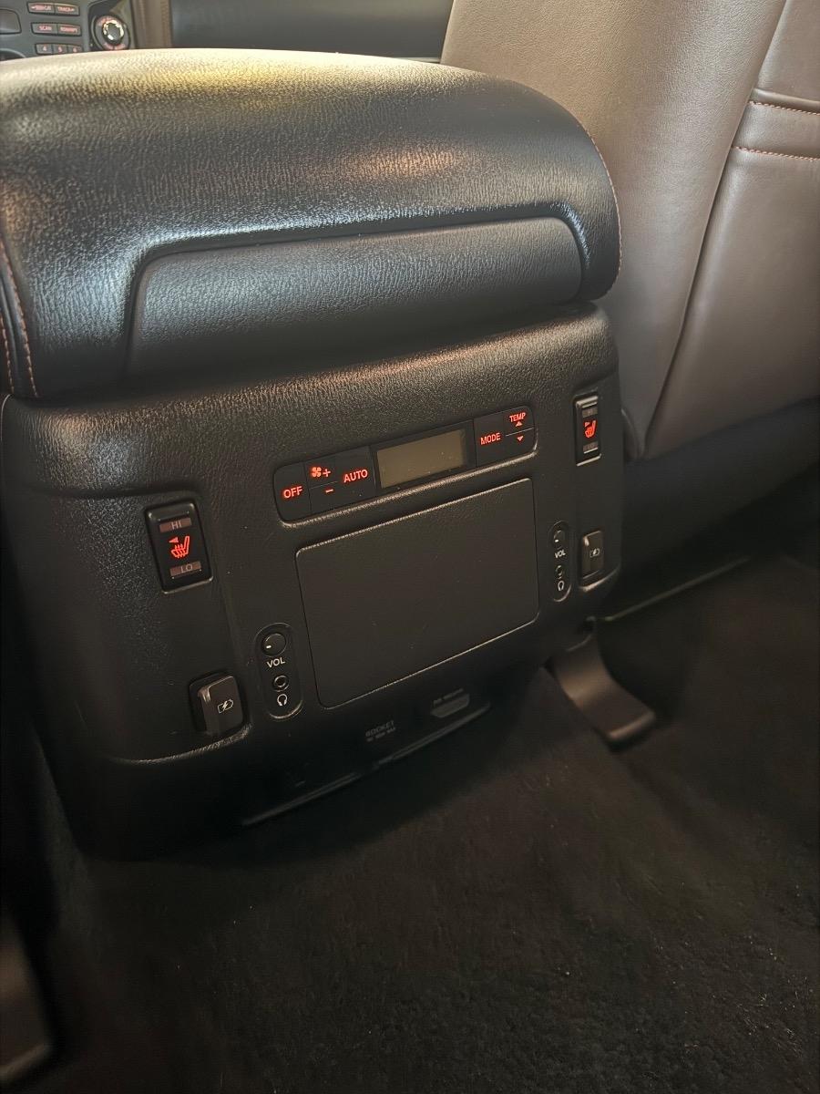 Nissan Armada 4x2 Platinum 2020
