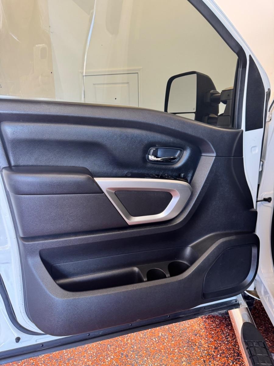 Nissan Titan XD 4x4 Diesel Single Cab SV 2017