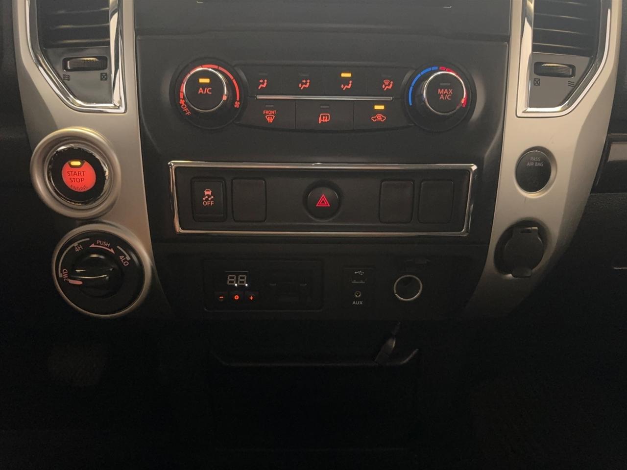Nissan Titan XD 4x4 Diesel Single Cab SV 2017