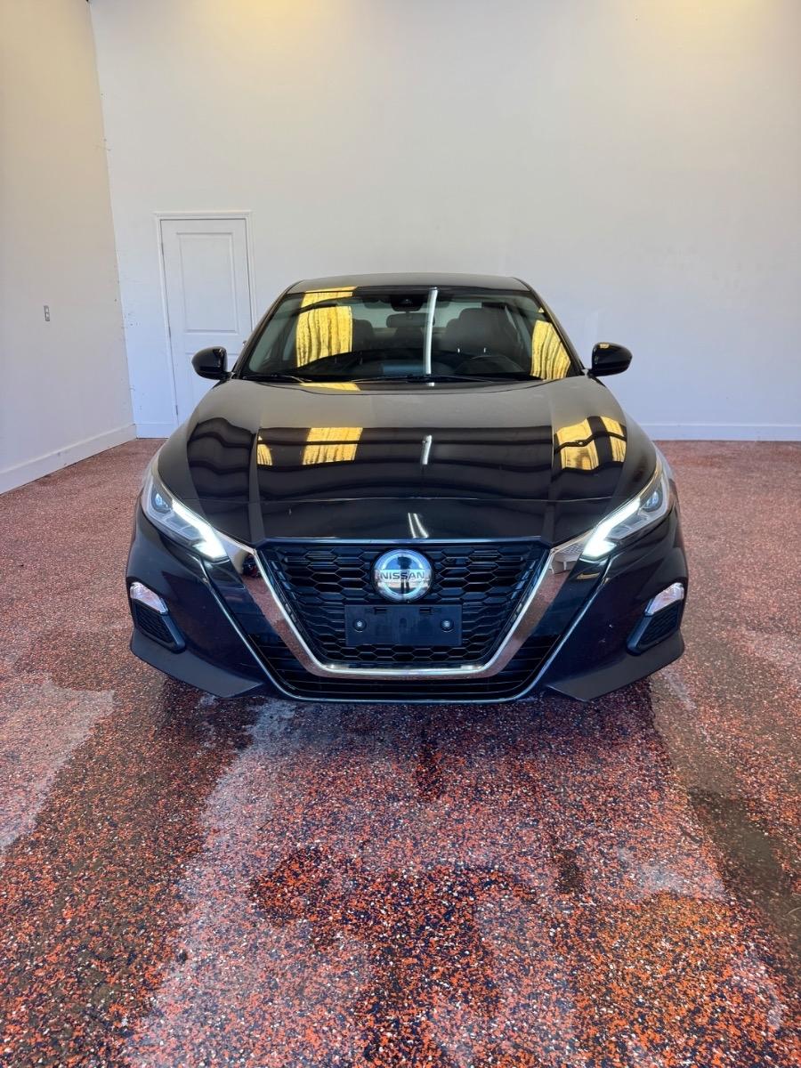 Nissan Altima 2.5 SV Sedan 2022