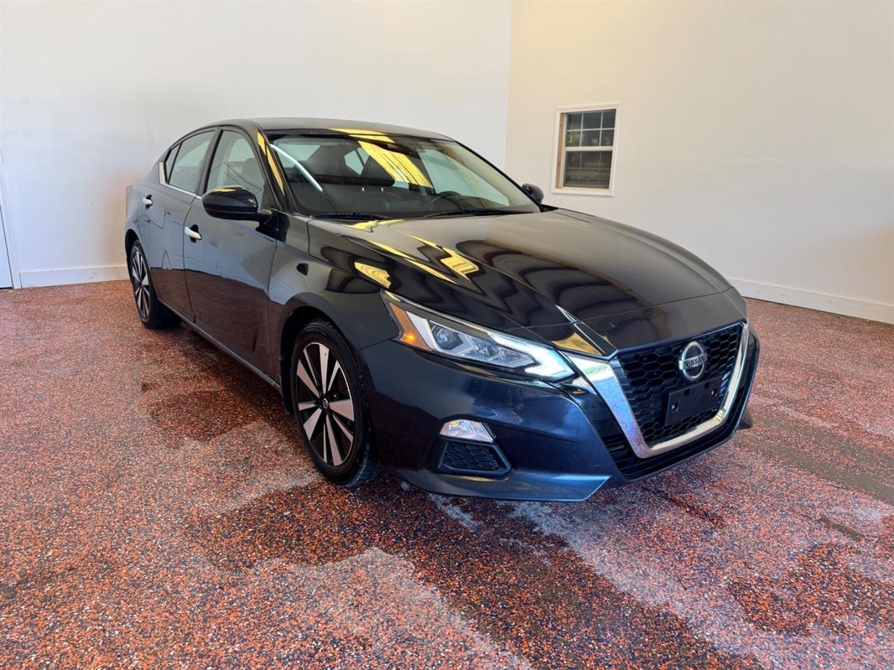 Nissan Altima 2.5 SV Sedan 2022