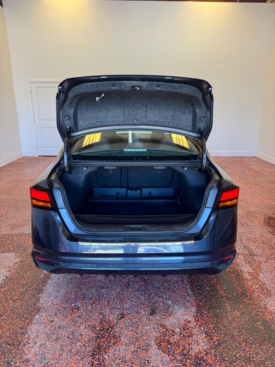 Nissan Altima 2.5 SV Sedan 2022
