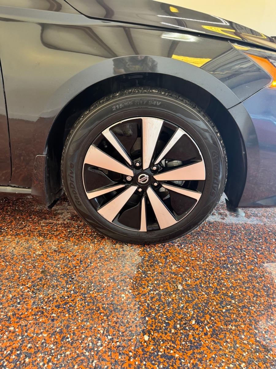 Nissan Altima 2.5 SV Sedan 2022