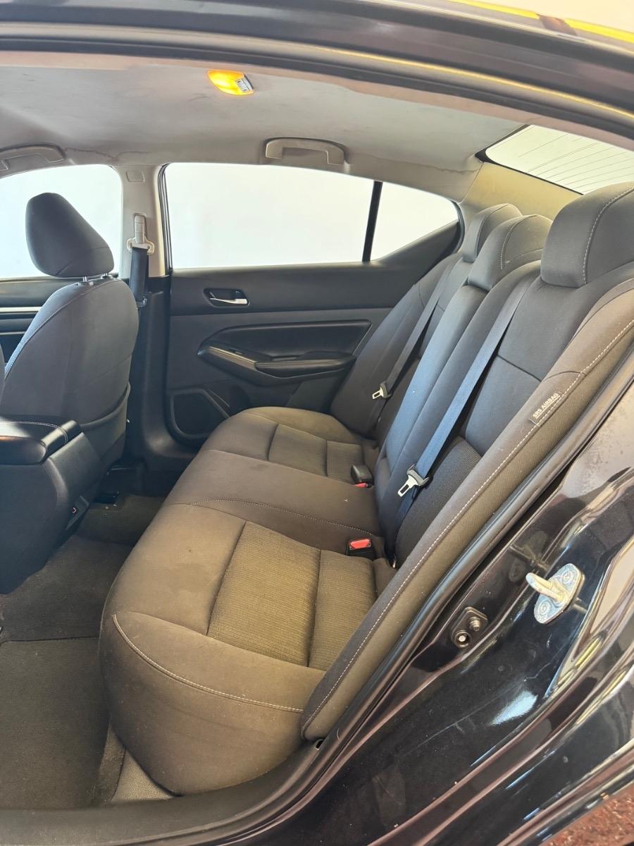 Nissan Altima 2.5 SV Sedan 2022