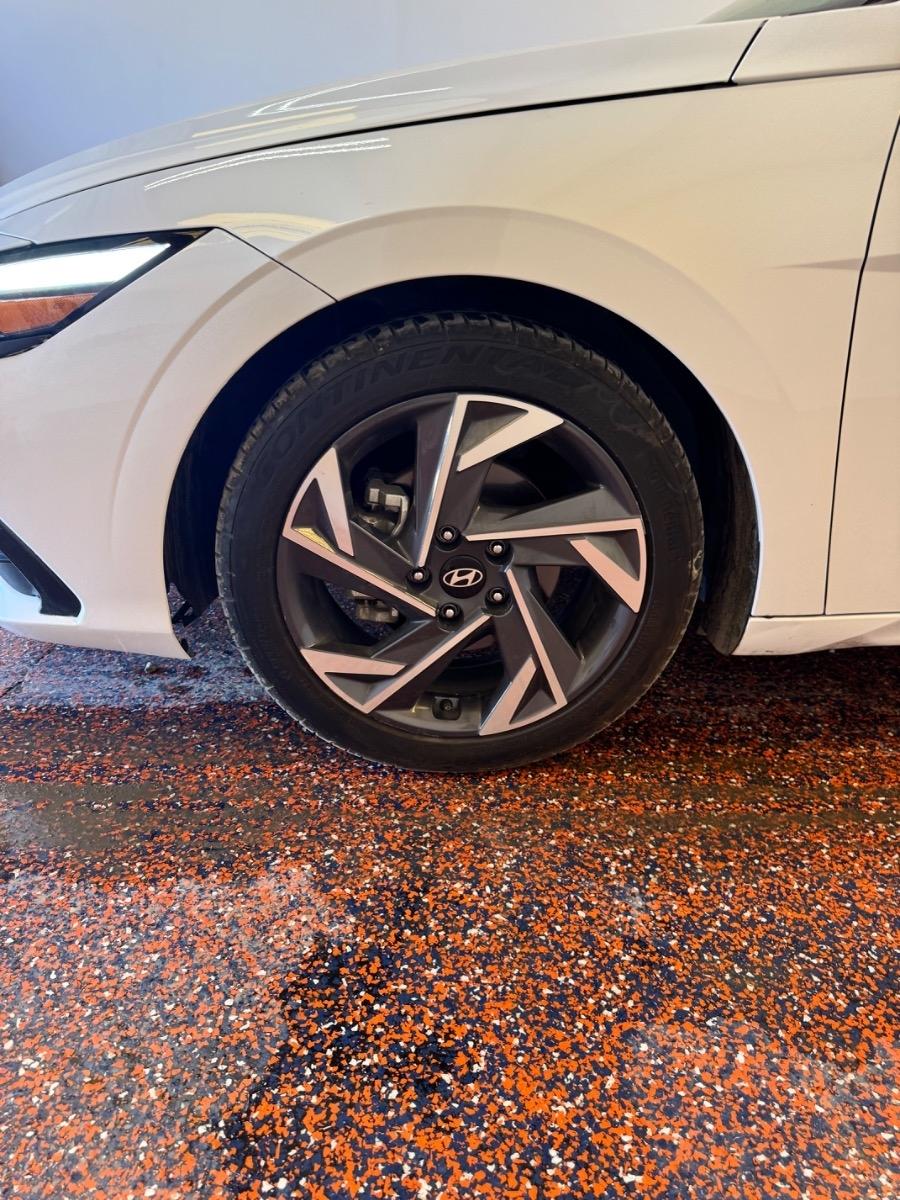 Hyundai Elantra SEL Sport IVT 2025