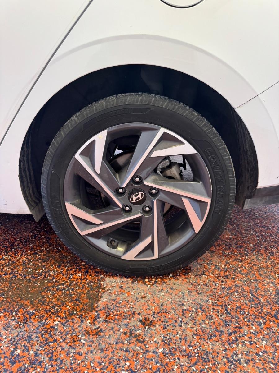 Hyundai Elantra SEL Sport IVT 2025