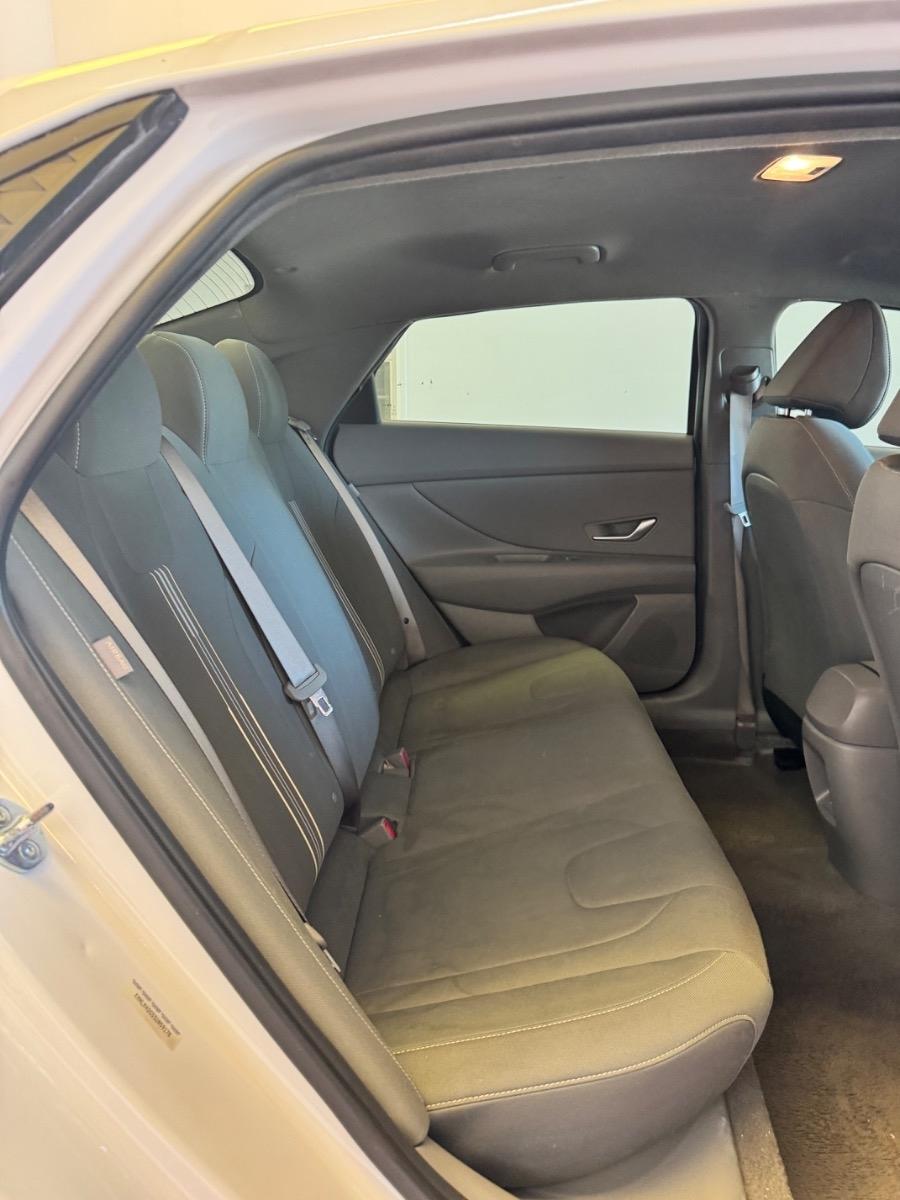 Hyundai Elantra SEL Sport IVT 2025